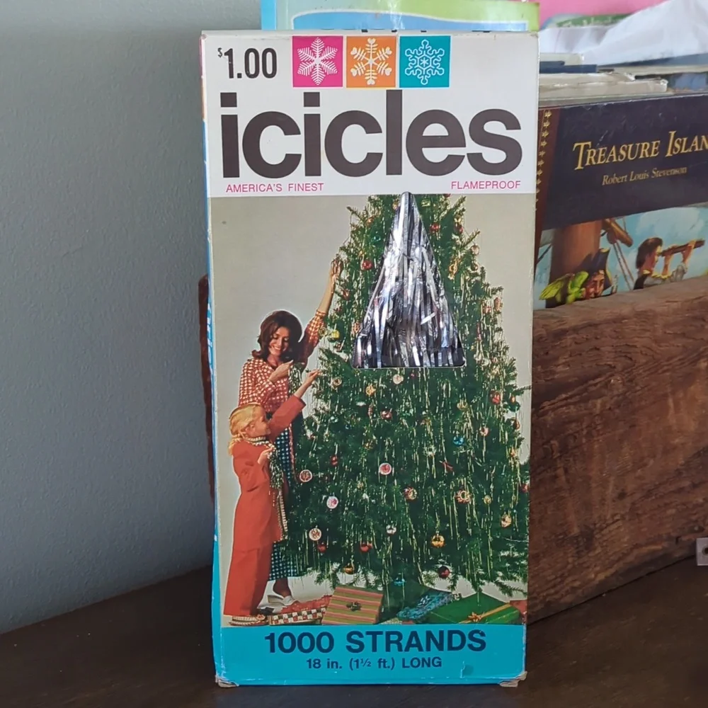 SILVER Christmas Tinsle Icicles Vintage